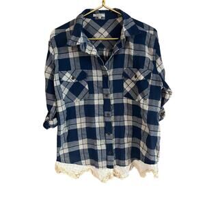JODIFL plaid button up Women’s Med with pockets and fringe lace detail